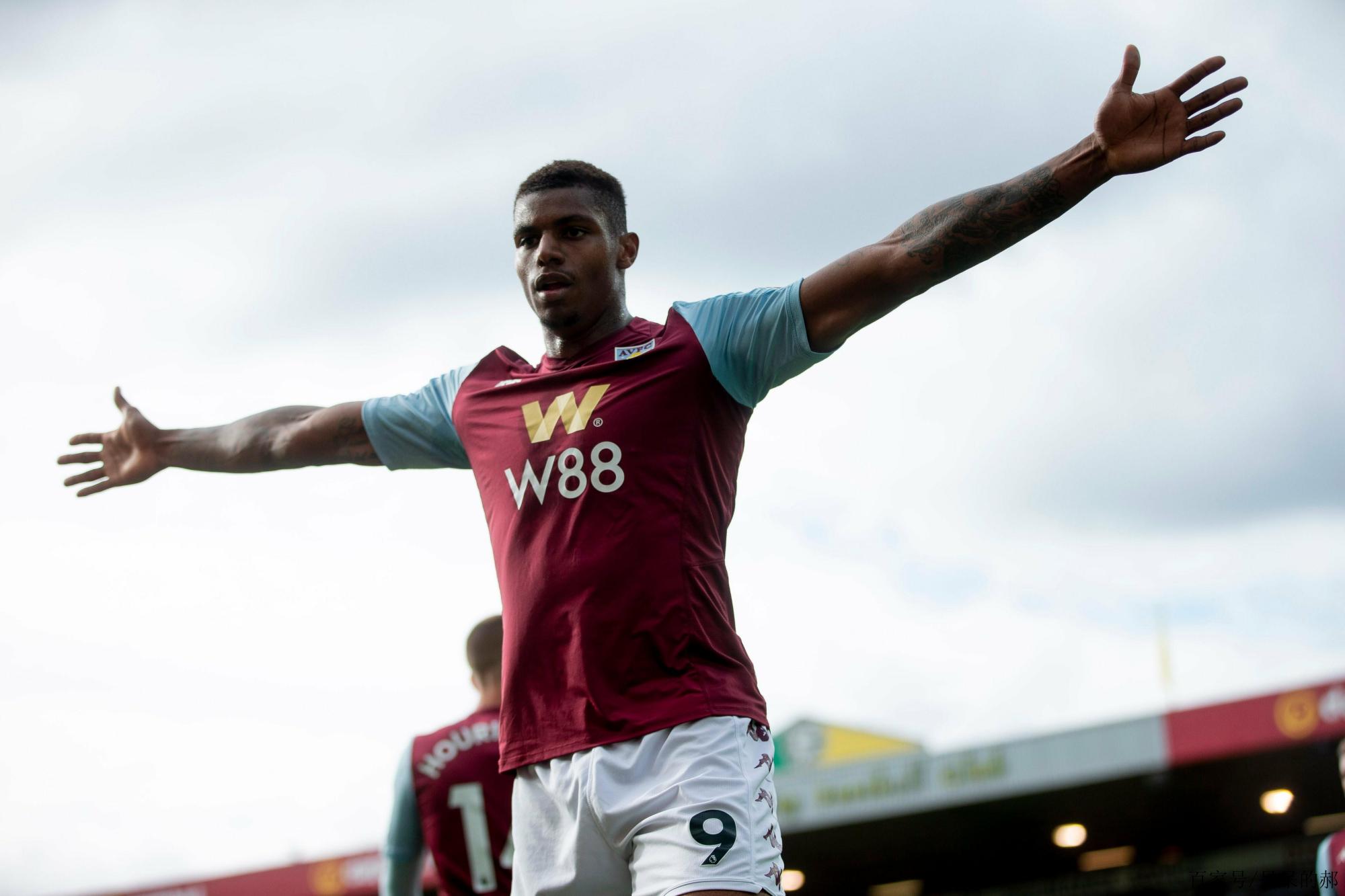 包含阿斯顿维拉内部会议纪要流出——转会期单刀错失,欧联使命明确,纪律约束更严格的词条 包含阿斯顿维拉内部会议纪要流出——转会期单刀错失,欧联使命明确,纪律约束更严格的词条