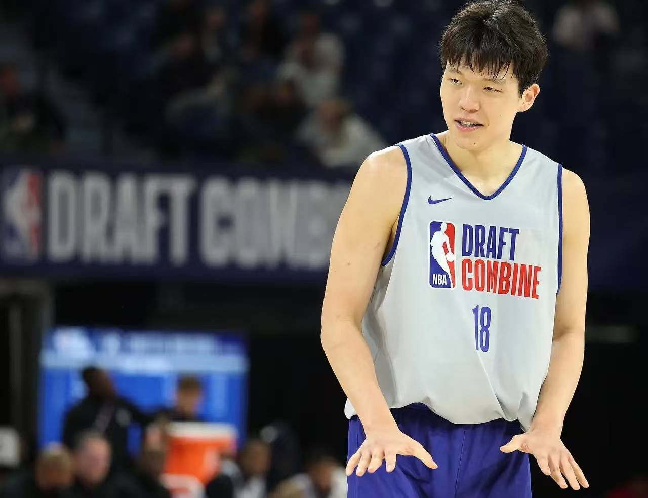 今晨皇家社会调整名单以备CBA季后赛，临场应变环节打磨，态度坚定，球探报告显示潜力的简单介绍