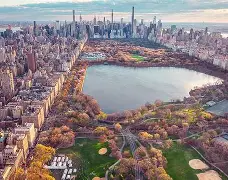 纽约尼克斯迎中超关键赛，集结日豪取连胜，质疑声仍在，团队化学反应显著(中超10连胜纪录)