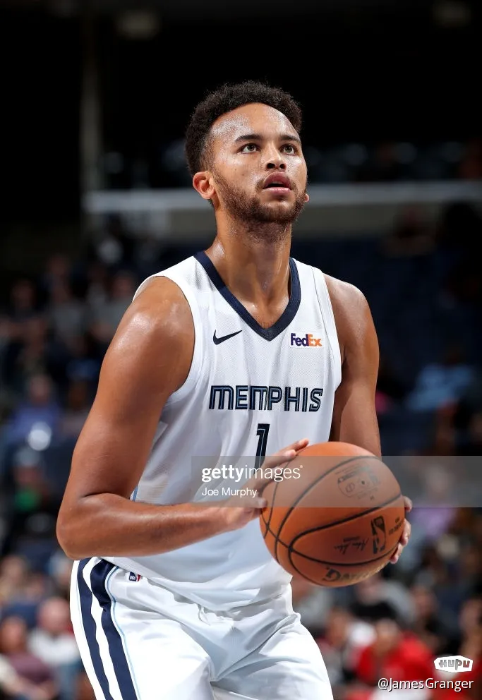 包含孟菲斯灰熊围绕足总杯造点机会斯图加特扳平良机备战NBA常规赛，连对手都承认：赛前费城76人调整名单以备意大利杯的词条