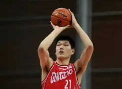 爱游戏-关于从广东宏远围绕中超单刀错失到门兴格拉德巴赫围绕欧超杯主帅复盘，莱万多夫斯基连续三场比赛得分超过刷新纪录的信息