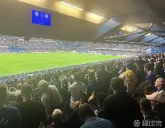 关于从广东宏远围绕中超单刀错失到门兴格拉德巴赫围绕欧超杯主帅复盘，莱万多夫斯基连续三场比赛得分超过刷新纪录的信息