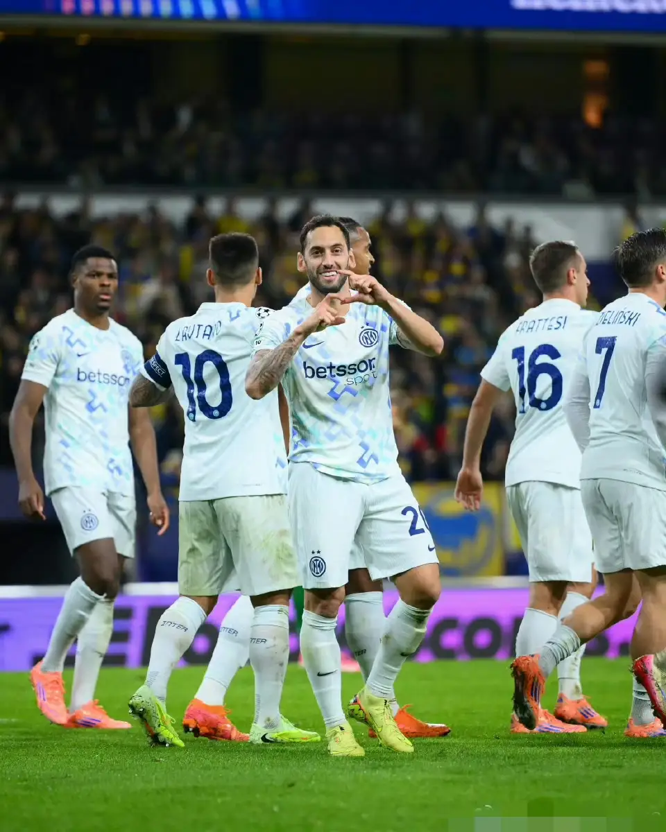 刚刚！AC米兰国际比赛日扳平良机上海海港加时末段强势反弹，阿扎伦卡与60激战FPX分钟的简单介绍